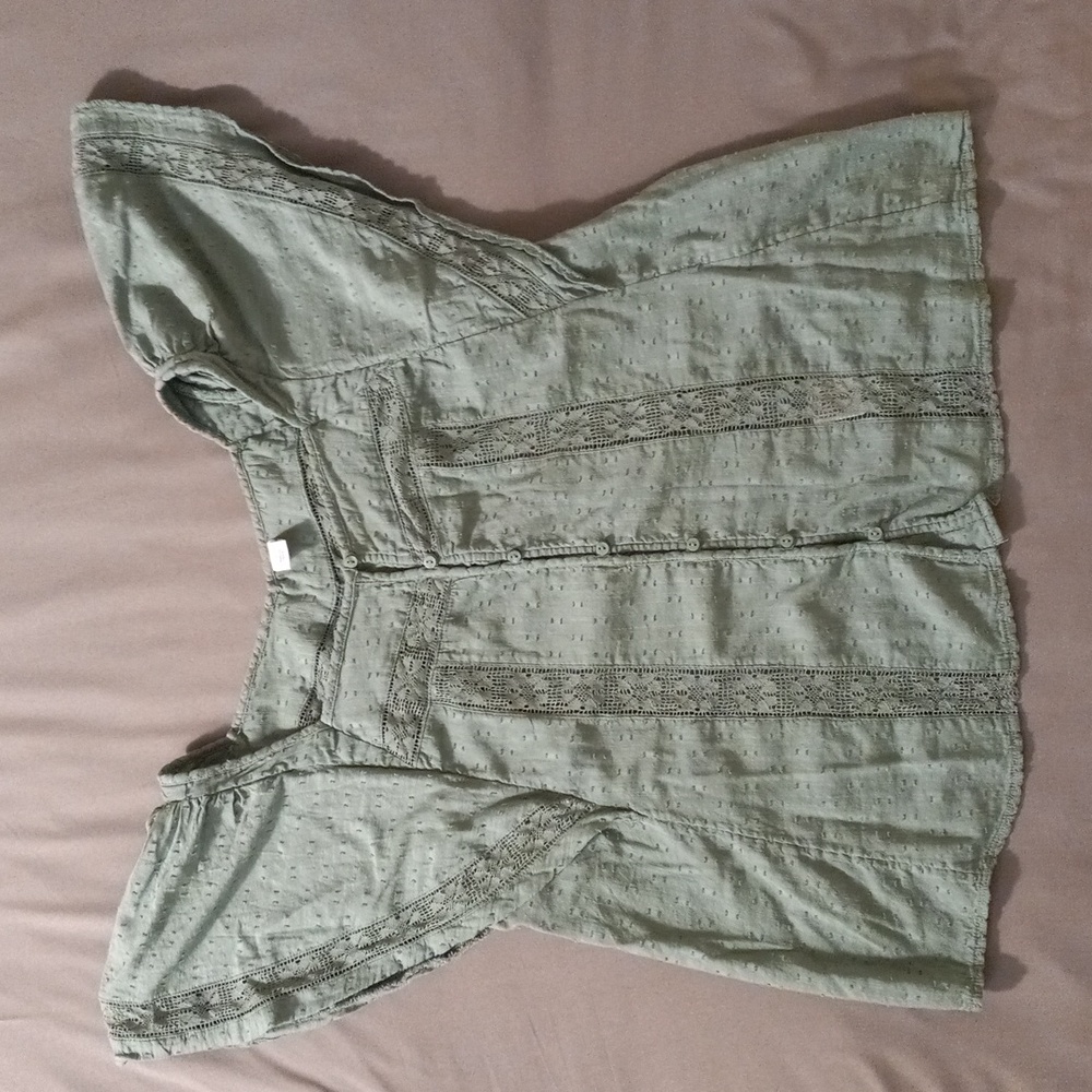 Old Navy Green lightweight  button down Blouse Size Small